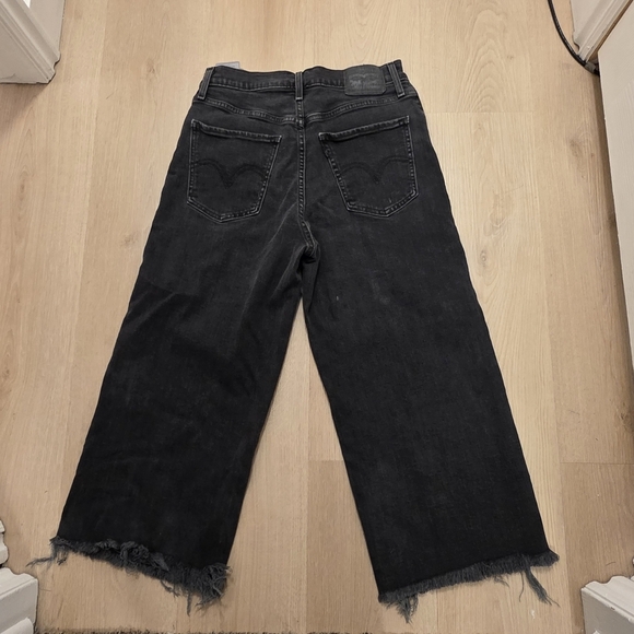 Levi's Gray White Leg High Rise Cropped Raw Hem Grunge Casual Jeans Size 27 - Picture 2 of 9